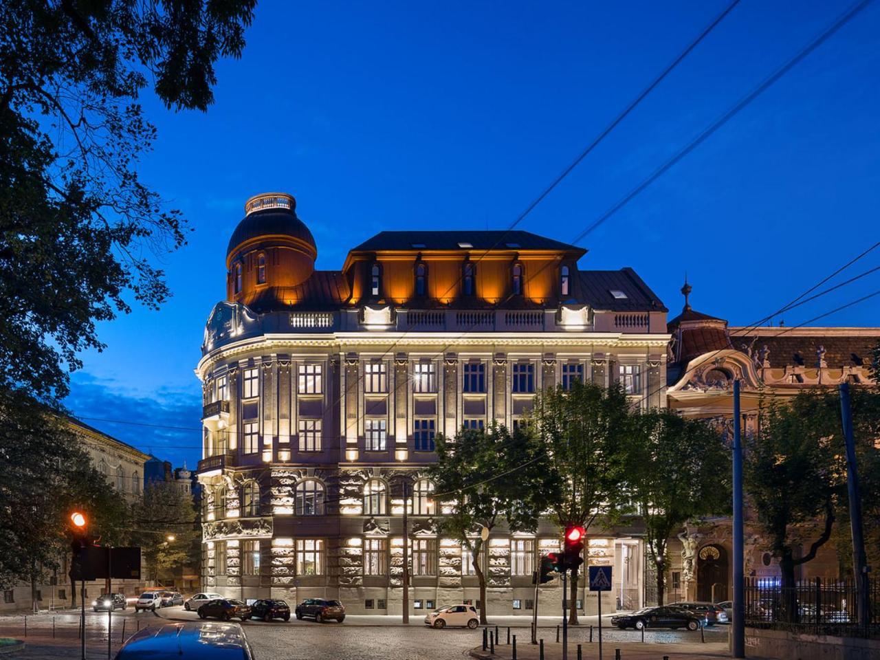 Bankhotel Lviv Eksteriør billede